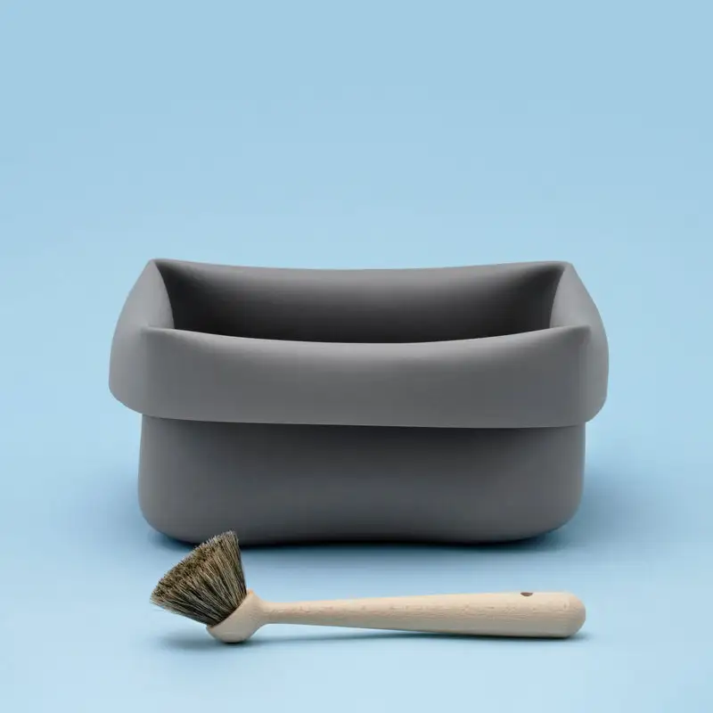 Normann Copenhagen Washing-up Bowl & Brush - Image 2